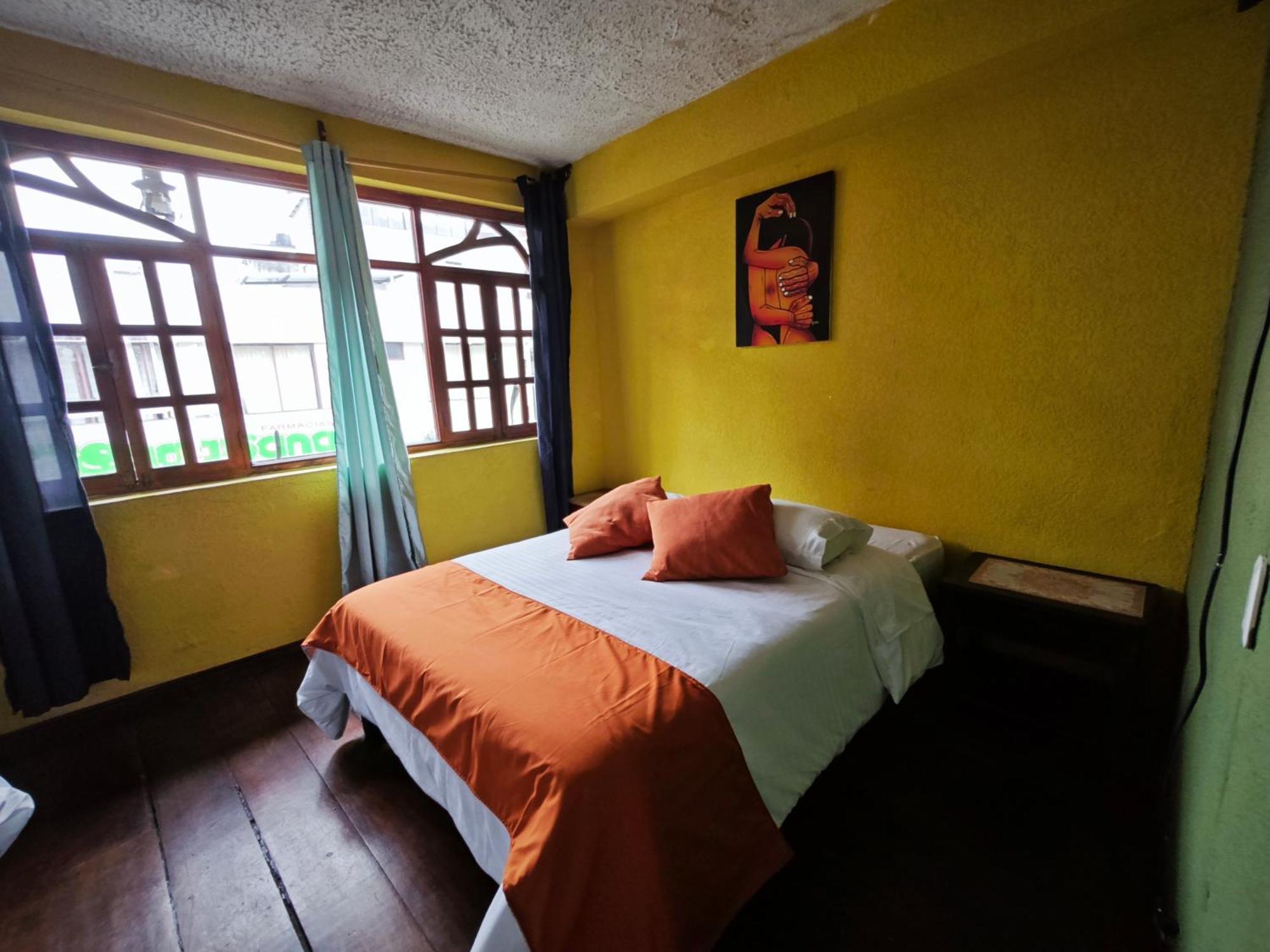 Garden House Hostal 巴尼奥斯 外观 照片