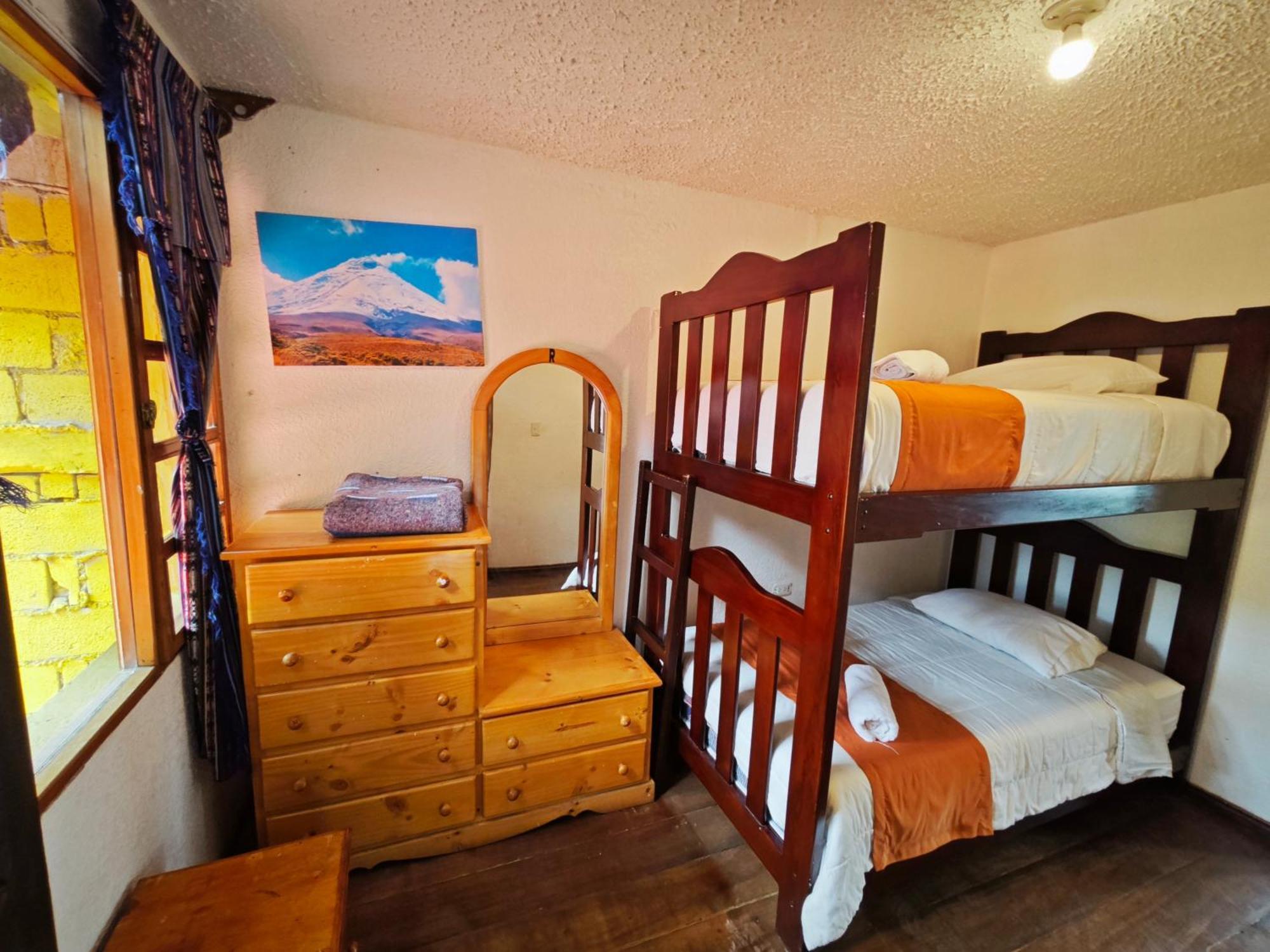 Garden House Hostal 巴尼奥斯 外观 照片