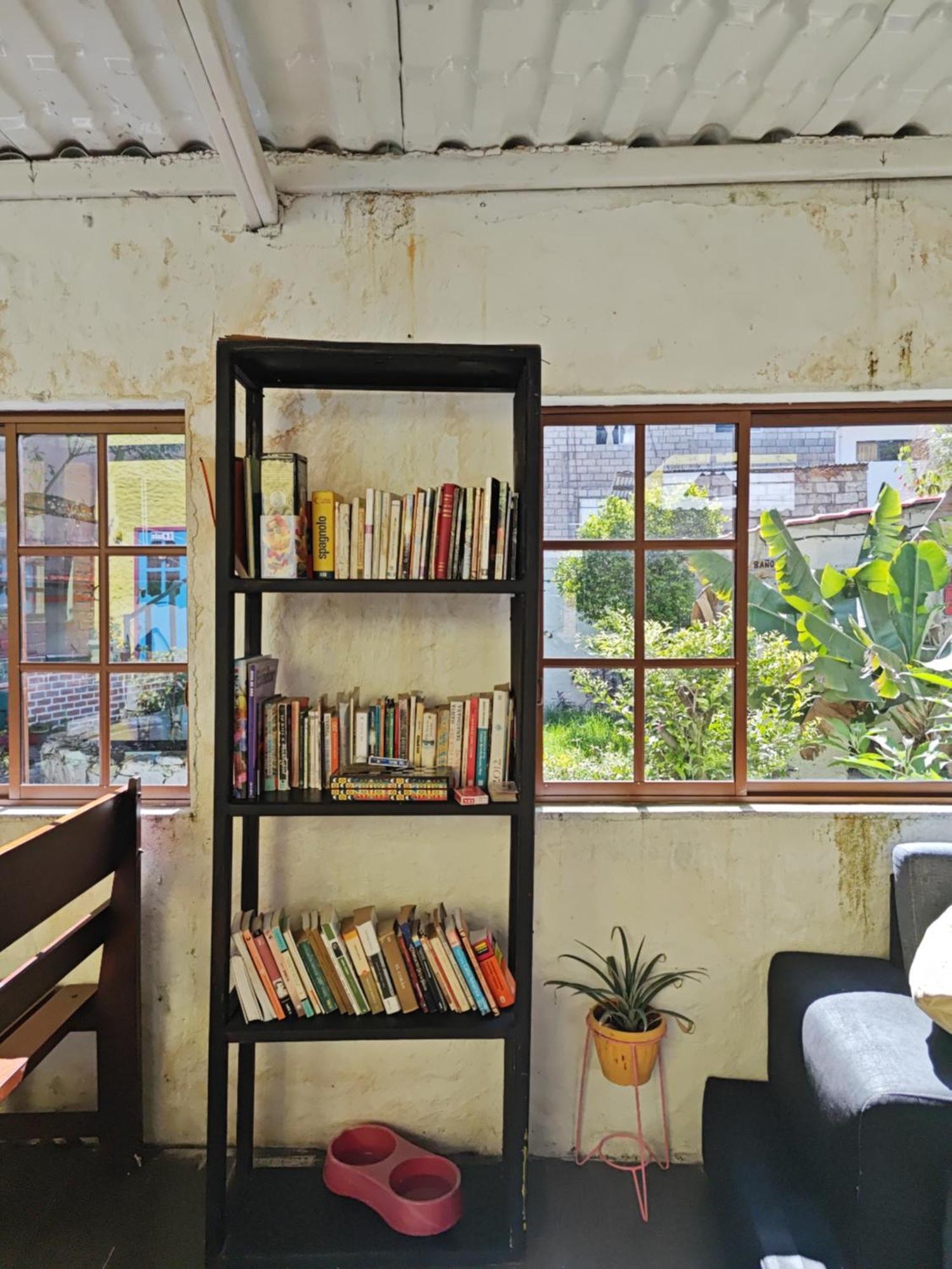 Garden House Hostal 巴尼奥斯 外观 照片