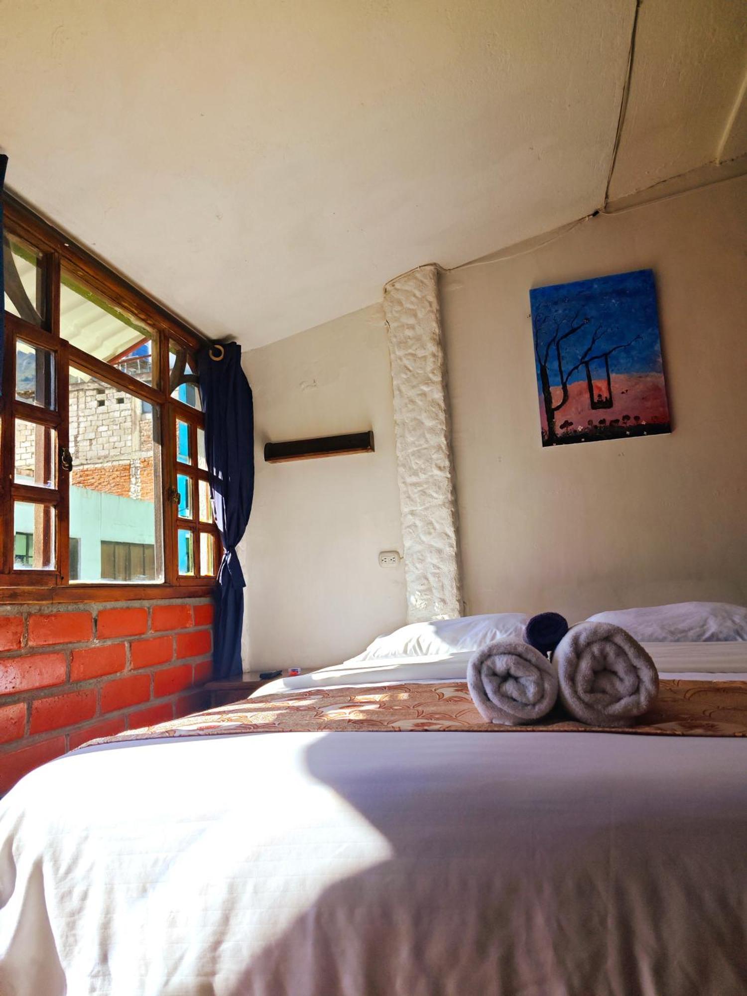 Garden House Hostal 巴尼奥斯 外观 照片